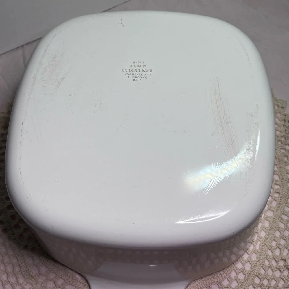 Corning Ware Spice of Life L’Echalote La Marjolaine A-3-B 3 Qt Casserole w/Lid
